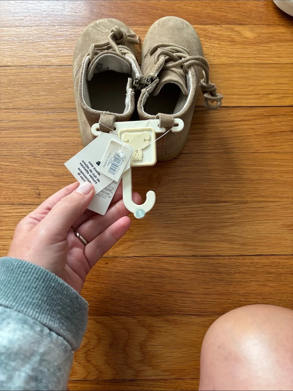 NWT baby GAP Taupe Suede Lace-Up Ankle Boots